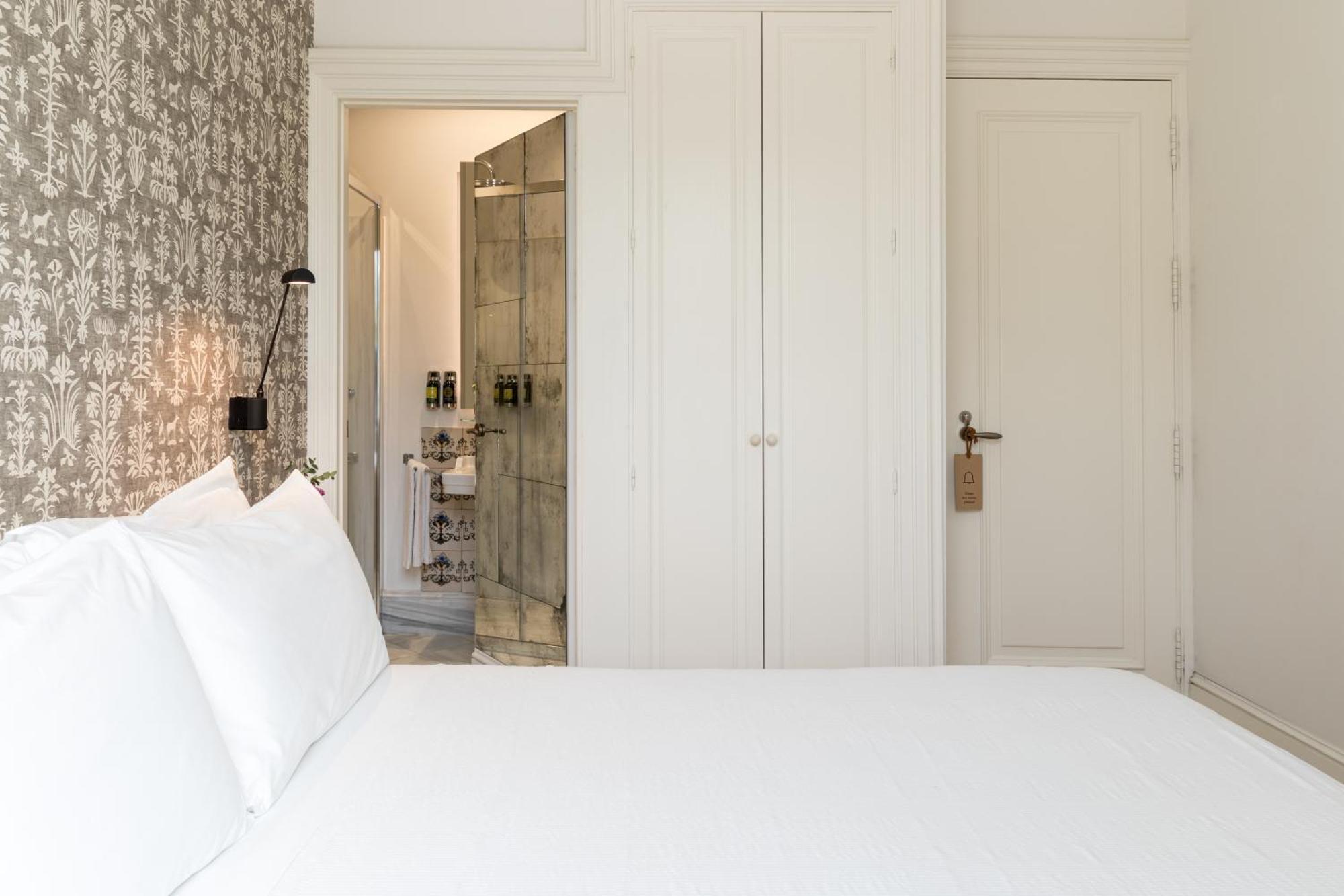 Hotel Tayko Sevilla Экстерьер фото