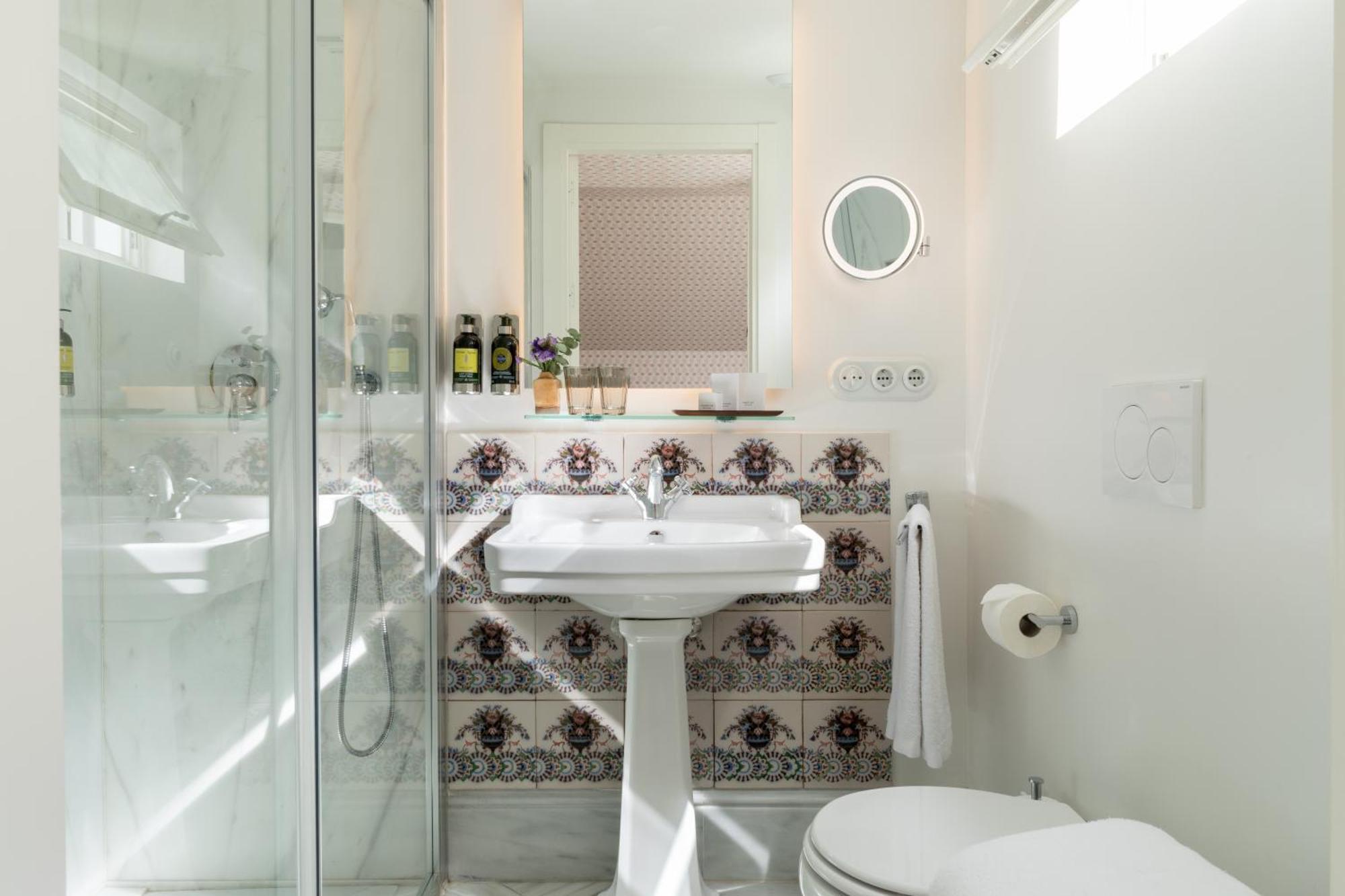 Hotel Tayko Sevilla Экстерьер фото