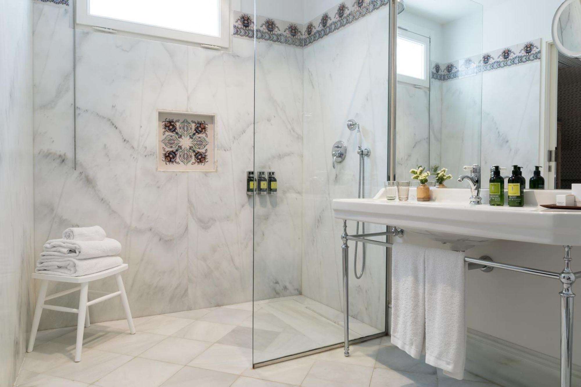 Hotel Tayko Sevilla Экстерьер фото