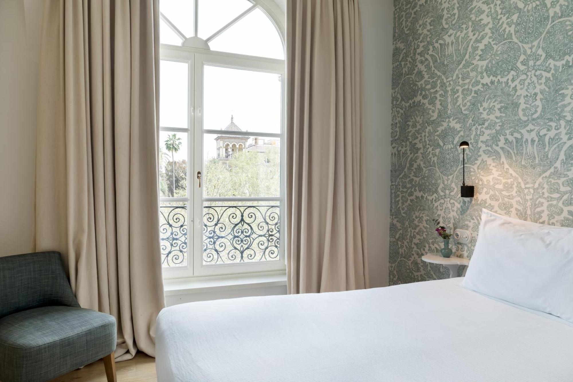 Hotel Tayko Sevilla Экстерьер фото