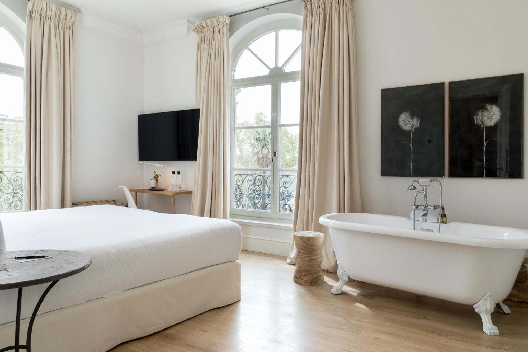 Hotel Tayko Sevilla Экстерьер фото